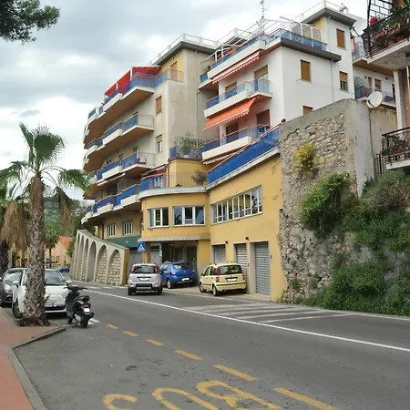 La Casa Di Simonetta Apartman Imperia